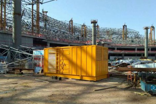 庆城发电机出租如何判断空气滤清器是否需要更换？
